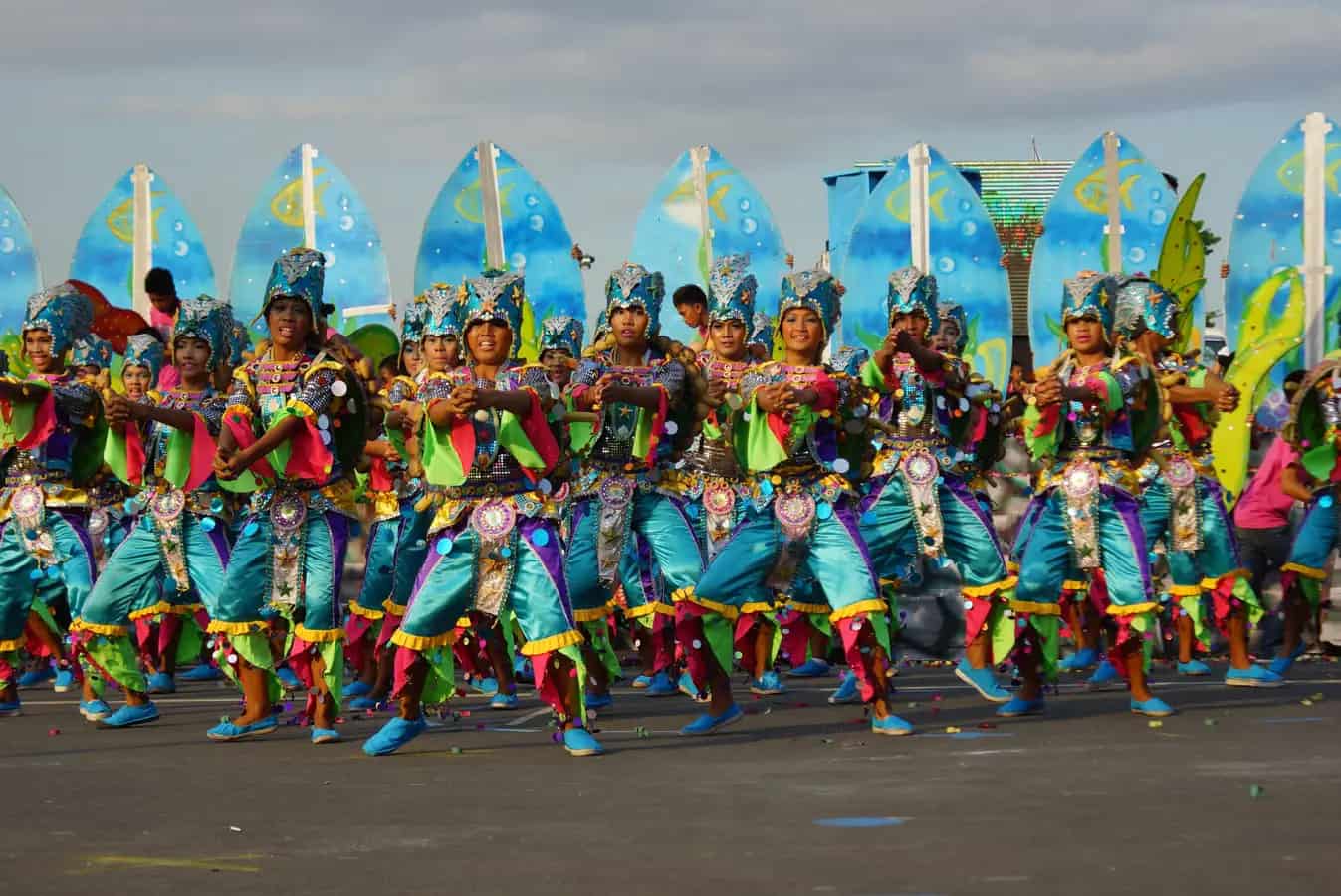 Aliwan Fiesta street dancing