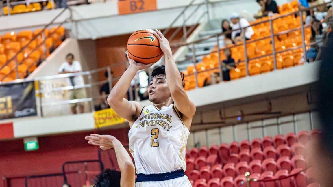 Kean Baclaan in action for national university against adamson university in uaap season 86 men's basketball tournament